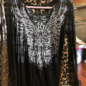 Affliction longsleeved lace on the sleeves T-shirt